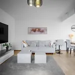 Eco-apartment & Balcony Near Mall Of Tripla, *