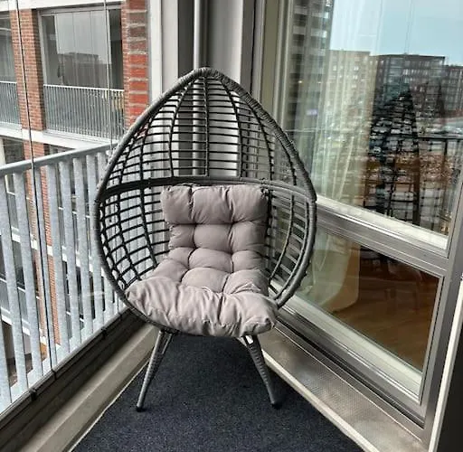 Διαμέρισμα Eco-apartment & Balcony Near Mall Of Tripla, *